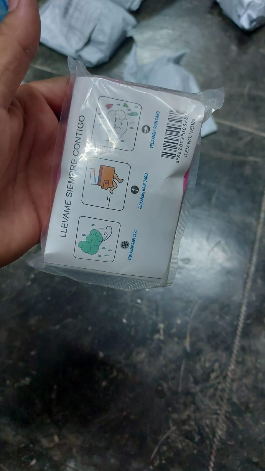 FULLY Reusable Wallet Rain Card – Pocket-Sized Emergency Raincoat for Adults (Set of 5, Multicolour)