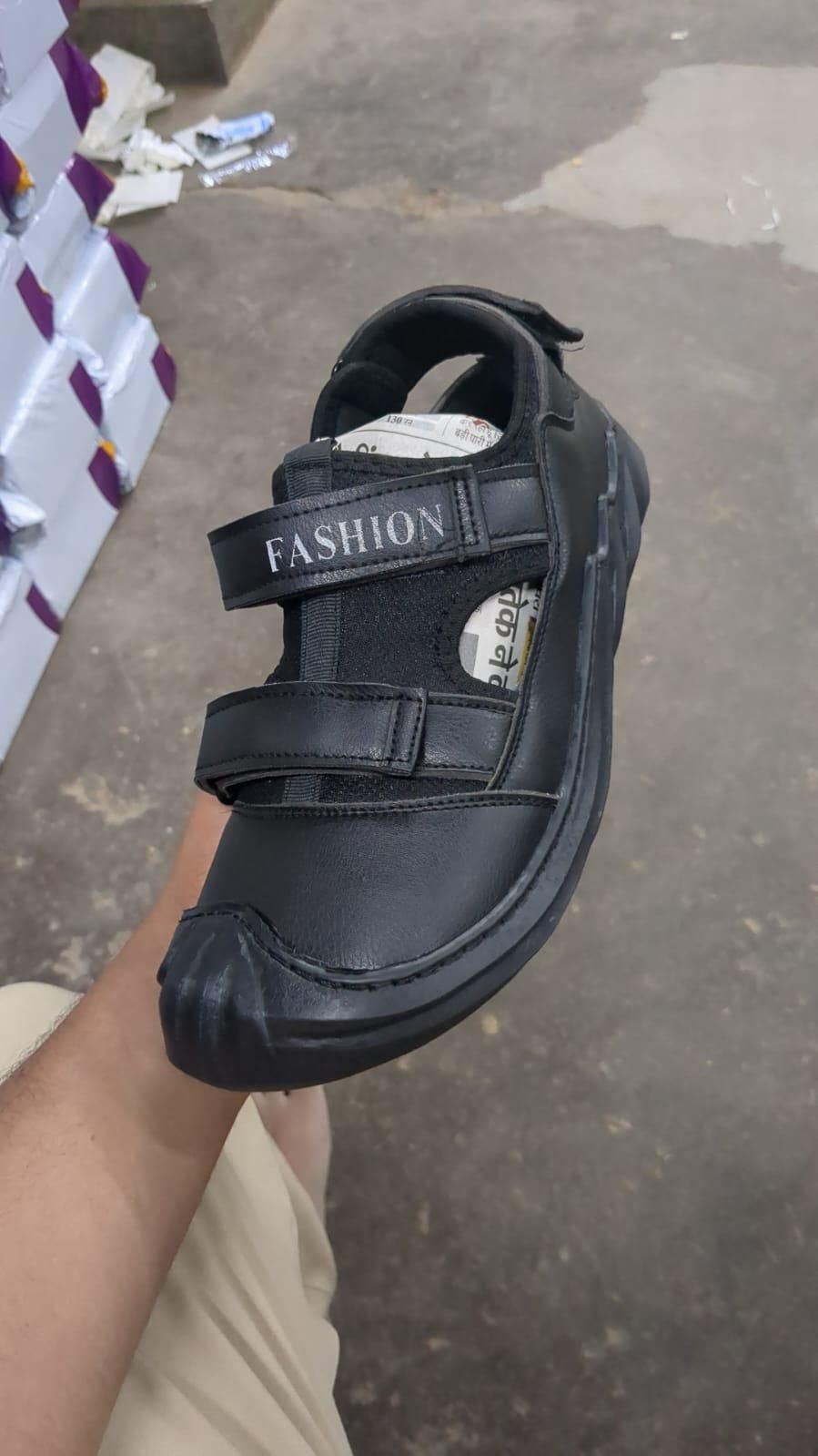 Ultra-Comfort Men’s Casual Sandals – Lightweight, Stylish & Built for Everyday Adventure