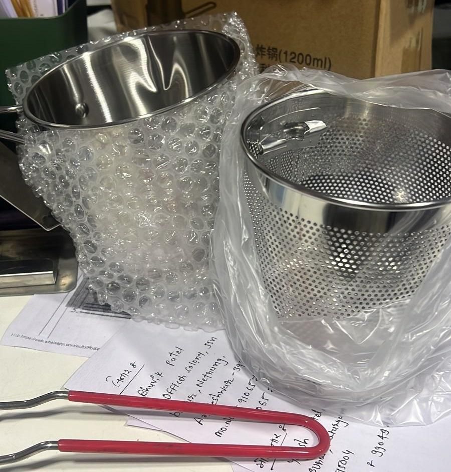 Premium Stainless Steel Deep Fryer Pot – Crispy Cooking Made Easy (20x20x15cm | 400g)