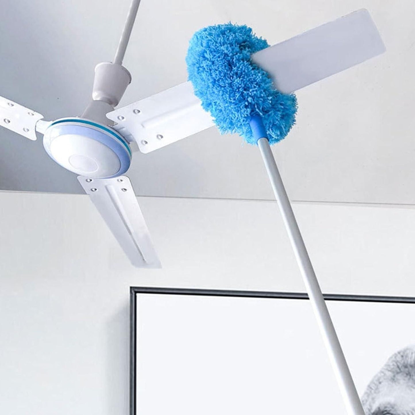 Effortless Reach Washable Ceiling Fan Cleaner – Say Goodbye to Dusty Ceilings!