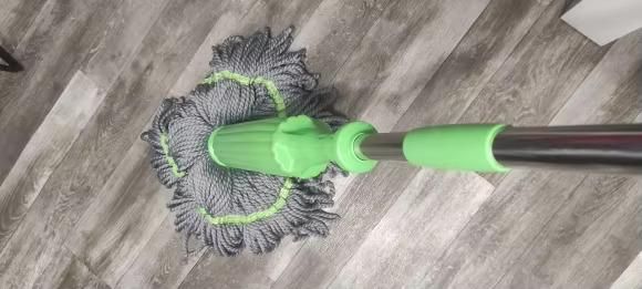 Revolutionize Your Cleaning with the Self-Twisting Water Rotating Mop – Effortless Shine Every Time