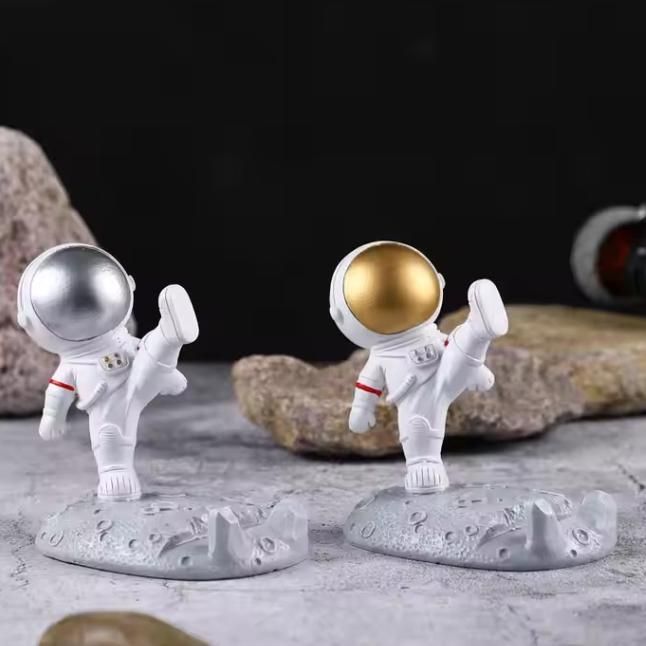 Nordic Style Astronaut Phone Stand – A Unique & Stylish Companion for Your Device