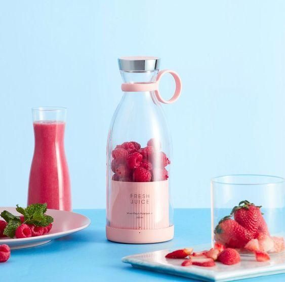 TravelBlend Portable USB Rechargeable Mini Juicer – Fresh Smoothies Anywhere, Anytime